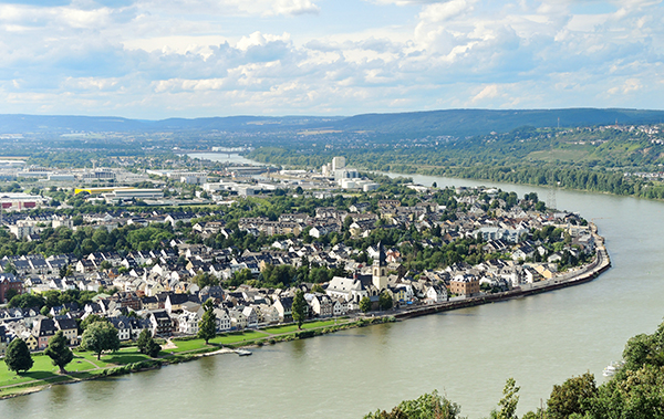 Symbolbild Landesgrundstücksmarktbericht Rheinland-Pfalz: Luftbild von Koblenz
